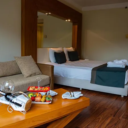 Otel Meder Kemer