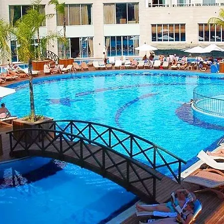 Meder - Ultra Hotel Kemer